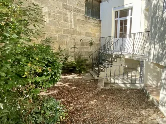 Appartement à vendre BORDEAUX - 4 pièces - 2 chambres - MAV69749