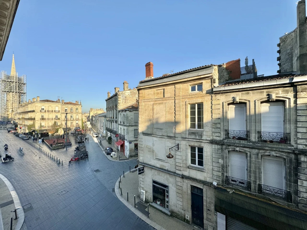 Appartement à vendre BORDEAUX - 4 pièces - 3 chambres - MAV70063